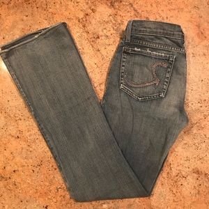 ❣️LAST CHANCE SALE❣️Rock & Republic jeans
